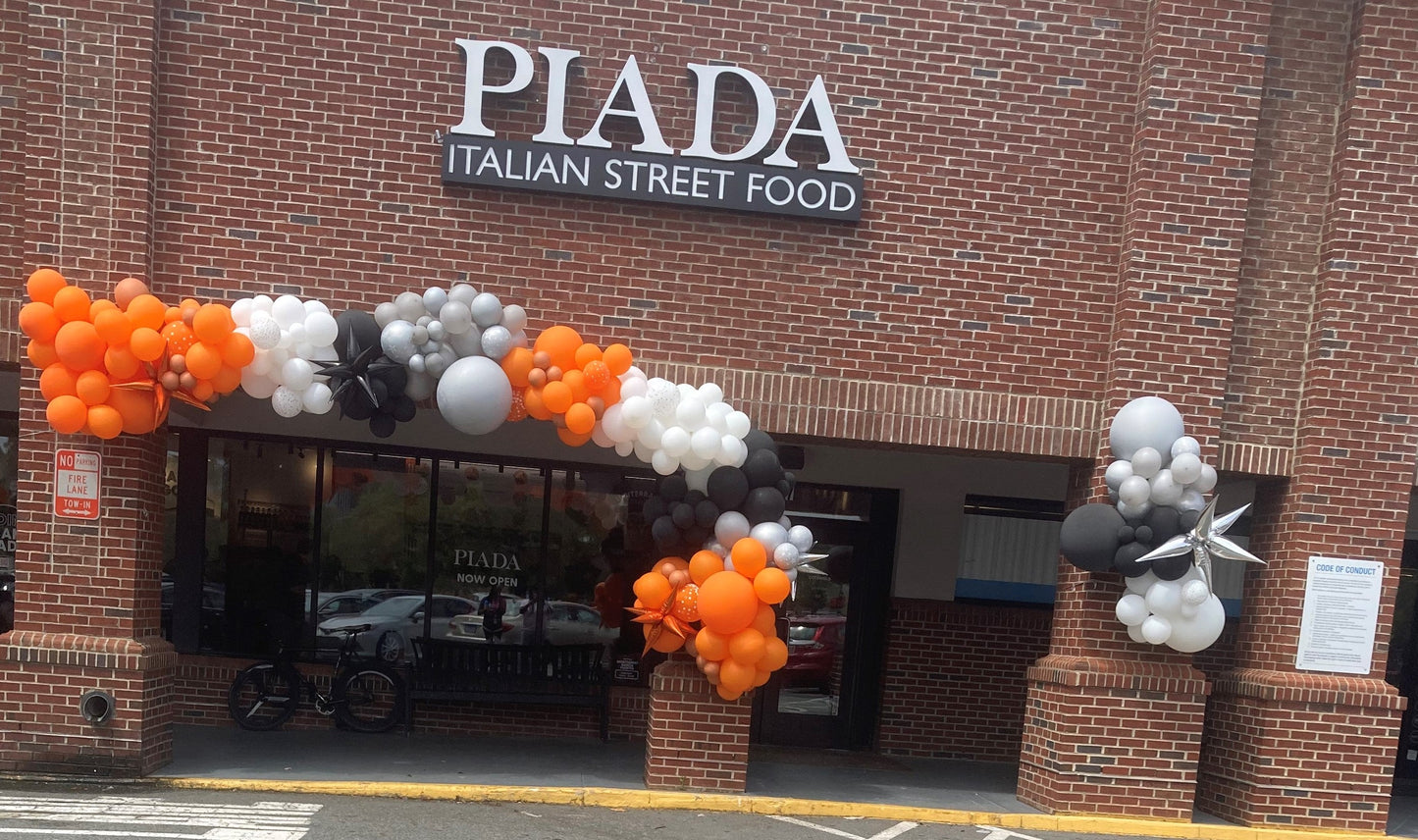 grand opening Balloon Garland