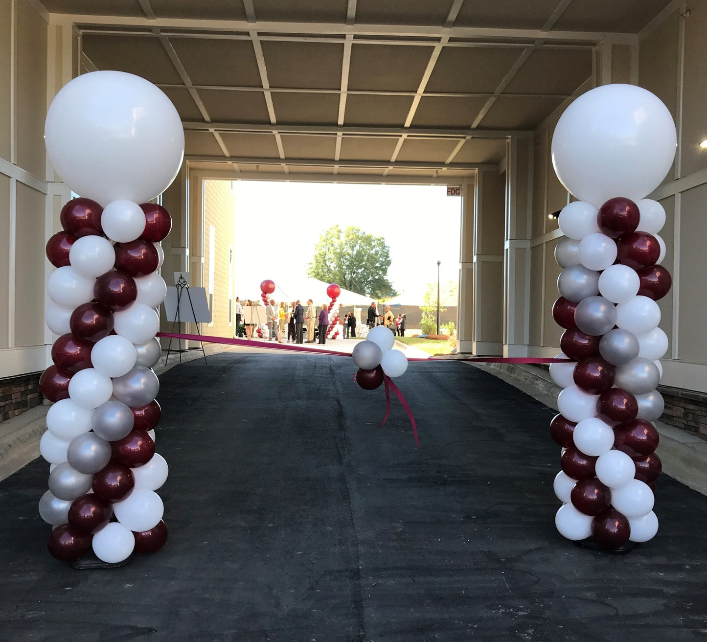 ribbon cutting column set