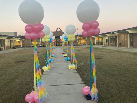 Pom Pom Mega 10ft with Tassels